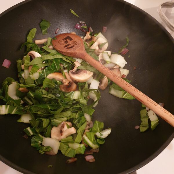 Noodle bowl met paksoi