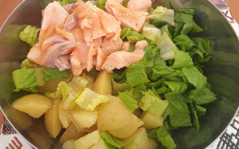 Aardappelsalade met zalm