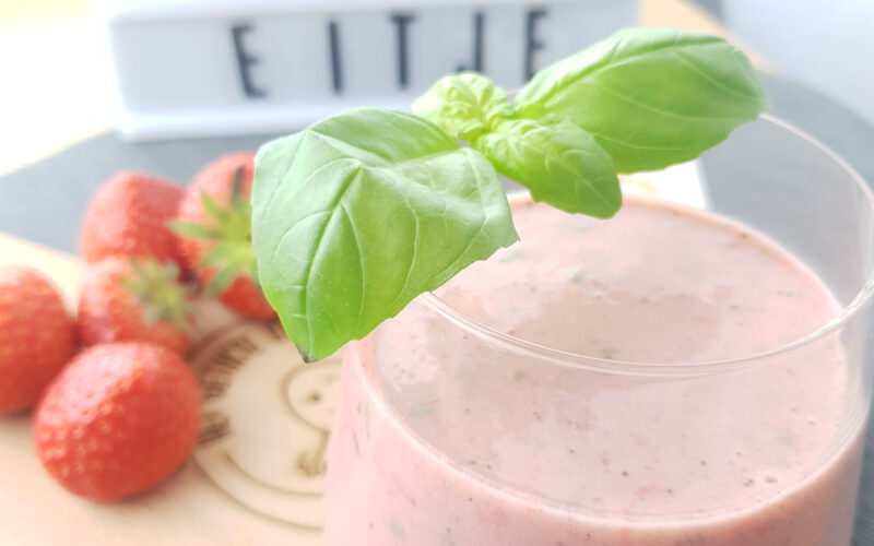 Pittige aardbeiensmoothie